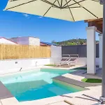 Villa Nova *
